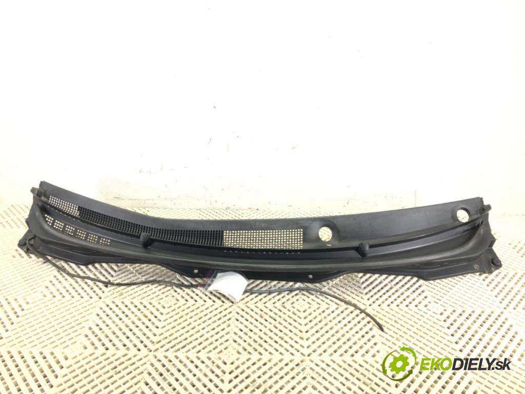 HYUNDAI i20 I (PB, PBT) 2008 - 2022    1.2 57 kW [78 KM] benzyna 2008 - 2012  Torpédo, plast pod čelné okno 86151-1J000 (Torpéda)