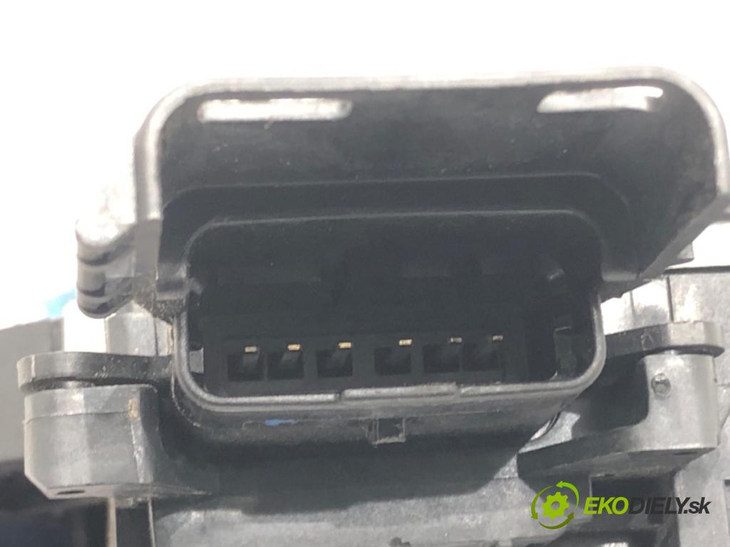 CITROEN C3 PICASSO (SH_) 2009 - 2022    1.6 HDI 90 68 kW [92 KM] olej napędowy 2010 - 2022  zámok dveře pravý zadní část 24099816