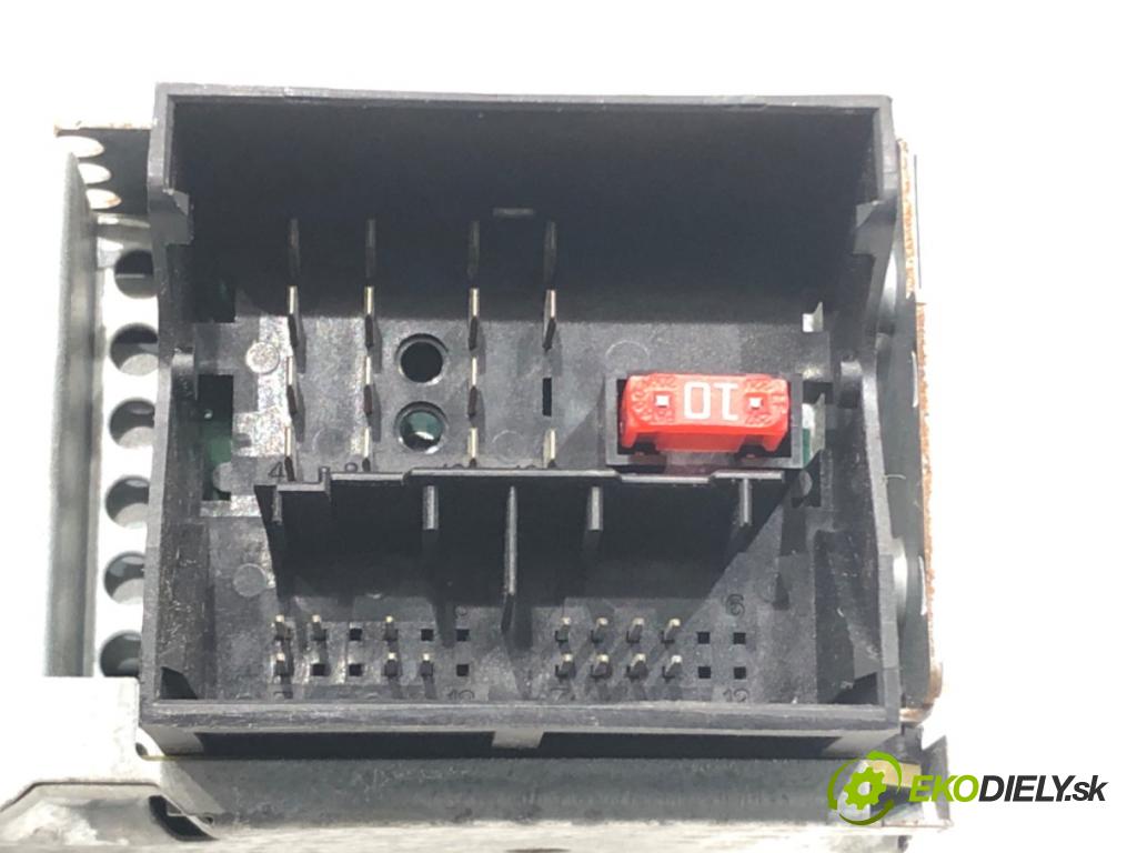 CITROEN C3 PICASSO (SH_) 2009 - 2022    1.6 HDI 90 68 kW [92 KM] olej napędowy 2010 - 2022  RADIO 96775574XT (Audio zariadenia)