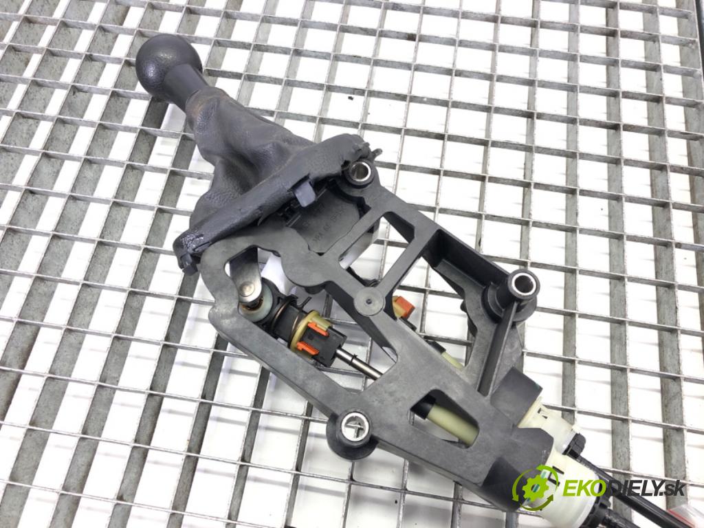 CITROEN C3 PICASSO (SH_) 2009 - 2022    1.6 HDI 90 68 kW [92 KM] olej napędowy 2010 - 2022  Kulisa 9803397380 (Rýchlostné páky / kulisy)