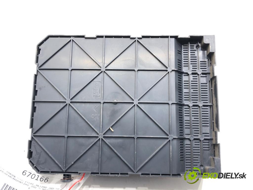 CITROEN C3 I (FC_, FN_) 2002 - 2022    1.1 i 44 kW [60 KM] benzyna 2002 - 2022  modul BSI 9664532580 (Pojistkové skříňky)