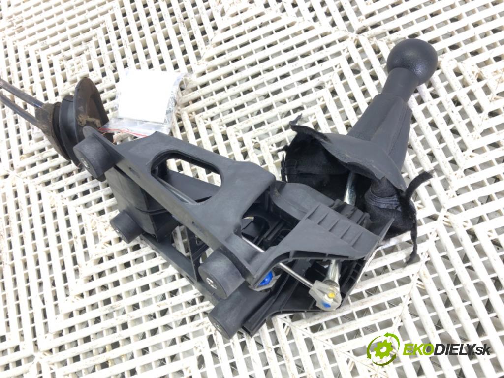 CITROEN C3 I (FC_, FN_) 2002 - 2022    1.1 i 44 kW [60 KM] benzyna 2002 - 2022  Kulisa 9681359280 (Rýchlostné páky / kulisy)