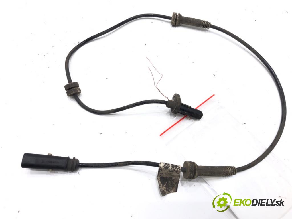 BMW 5 (G30, F90) 2016 - 2022    540 i Mild-Hybrid xDrive 245 kW [333 KM] Hybryda silnik benzynowy / elektryczny 2020 - 2022  snímač ABS levý přední část 