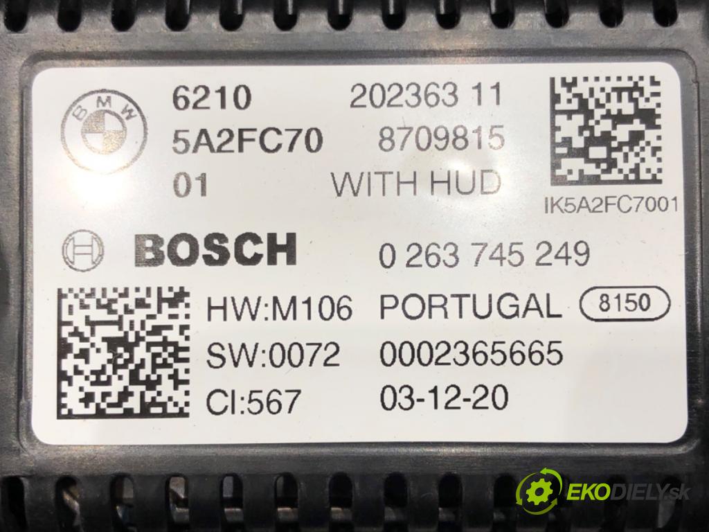 BMW 5 (G30, F90) 2016 - 2022    540 i Mild-Hybrid xDrive 245 kW [333 KM] Hybryda silnik benzynowy / elektryczny 2020 - 2022  Prístrojovka 9826316 (Prístrojové dosky, displeje)