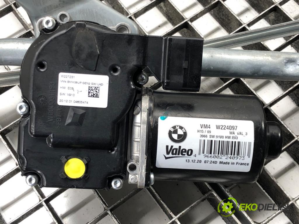 BMW 5 (G30, F90) 2016 - 2022    540 i Mild-Hybrid xDrive 245 kW [333 KM] Hybryda silnik benzynowy / elektryczny 2020 - 2022  Mechanizmus stieračov predný W224097 (Motorčeky stieračov predné)