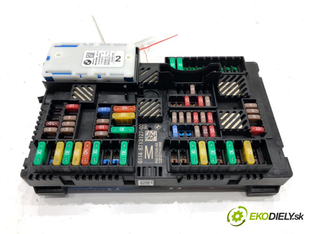 BMW 5 (G30, F90) 2016 - 2022    540 i Mild-Hybrid xDrive 245 kW [333 KM] Hybryda silnik benzynowy / elektryczny 2020 - 2022  modul BSI 8713127 (Pojistkové skříňky)