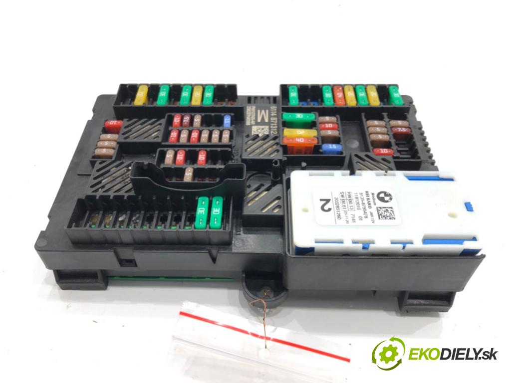 BMW 5 (G30, F90) 2016 - 2022    540 i Mild-Hybrid xDrive 245 kW [333 KM] Hybryda silnik benzynowy / elektryczny 2020 - 2022  modul BSI 8713127 (Pojistkové skříňky)