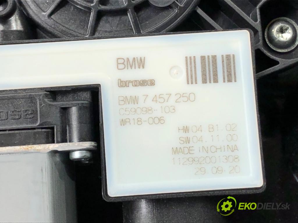 BMW 5 (G30, F90) 2016 - 2022    540 i Mild-Hybrid xDrive 245 kW [333 KM] Hybryda silnik benzynowy / elektryczny 2020 - 2022  mechanismus okna levý přední část 7360423