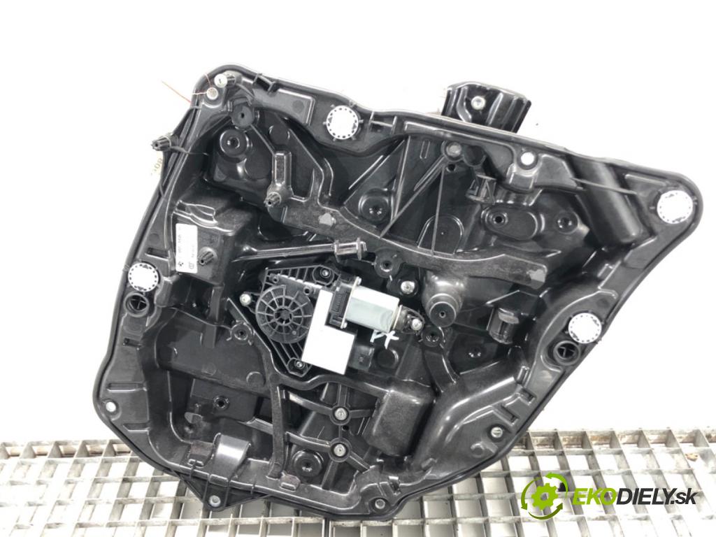 BMW 5 (G30, F90) 2016 - 2022    540 i Mild-Hybrid xDrive 245 kW [333 KM] Hybryda silnik benzynowy / elektryczny 2020 - 2022  mechanismus okna pravý zadní část 7457252