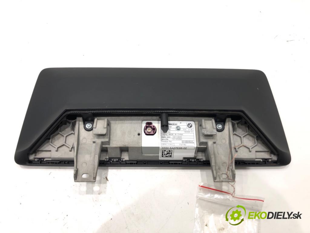 BMW 5 (G30, F90) 2016 - 2022    540 i Mild-Hybrid xDrive 245 kW [333 KM] Hybryda silnik benzynowy / elektryczny 2020 - 2022  Dislpej 5A07E68 (Prístrojové dosky, displeje)