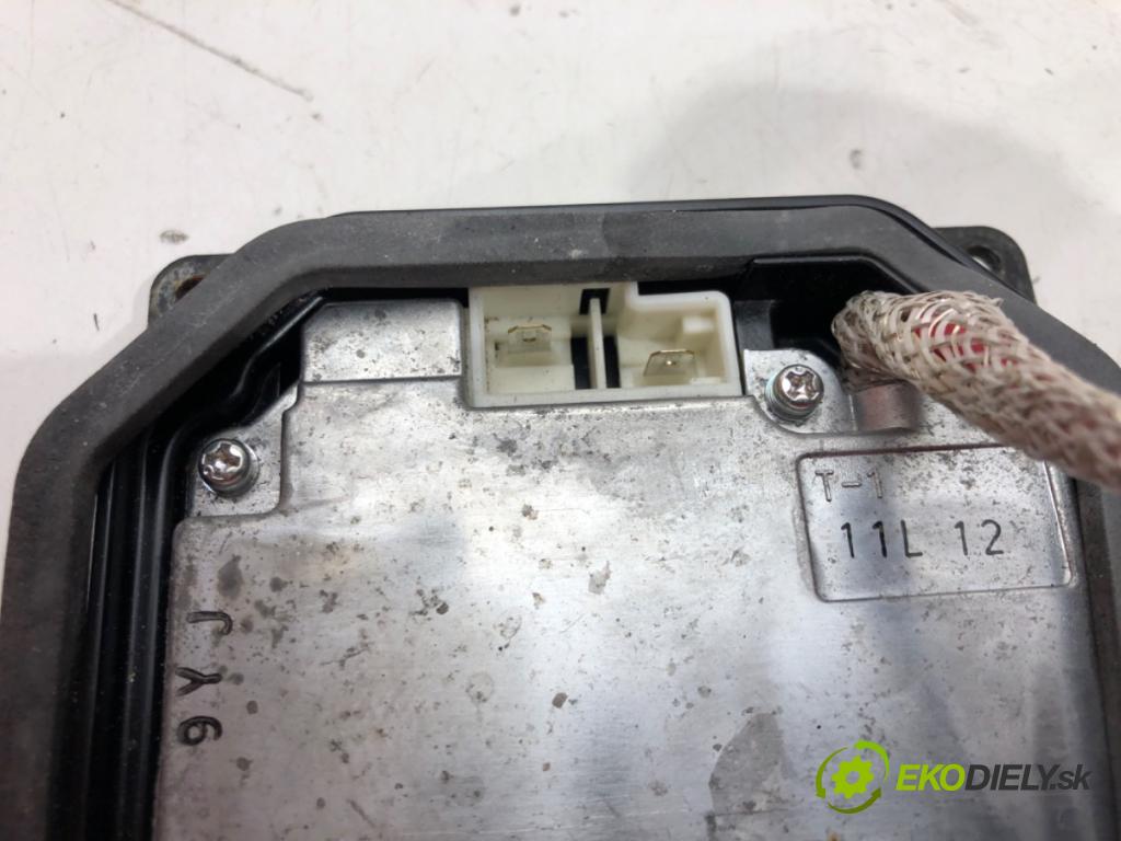 TOYOTA AVENSIS Kombi (_T27_) 2009 - 2018    2.2 D-4D (ADT271_) 110 kW [150 KM] olej napędowy 2009 - 2018  Menič XENON 85967-51050 (Riadiace jednotky xenónu)