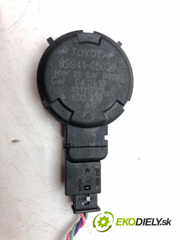 TOYOTA AVENSIS Kombi (_T27_) 2009 - 2018    2.2 D-4D (ADT271_) 110 kW [150 KM] olej napędowy 2009 - 2018  Snímač dažďa 89941-05030 (Snímače dažďa)