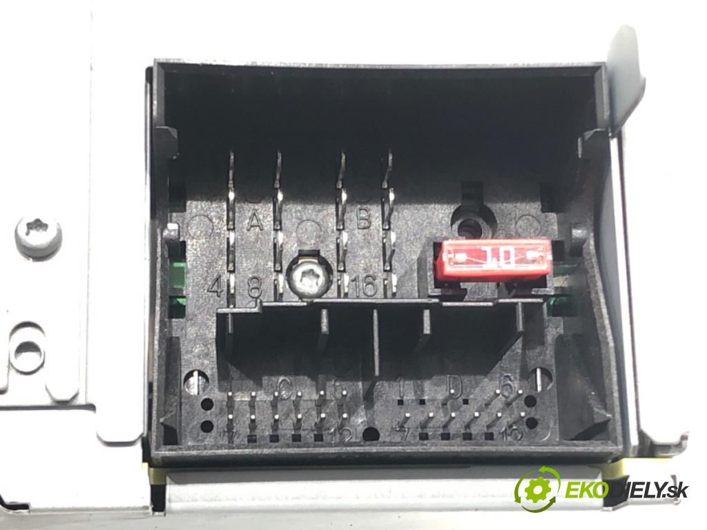 SEAT IBIZA IV (6J5, 6P1) 2008 - 2017    1.4 63 kW [85 KM] benzyna 2008 - 2015  RADIO 6J0035153B (Audio zariadenia)