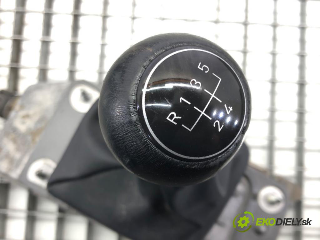 SEAT IBIZA IV (6J5, 6P1) 2008 - 2017    1.4 63 kW [85 KM] benzyna 2008 - 2015  Kulisa 6Q0711049CG (Rýchlostné páky / kulisy)