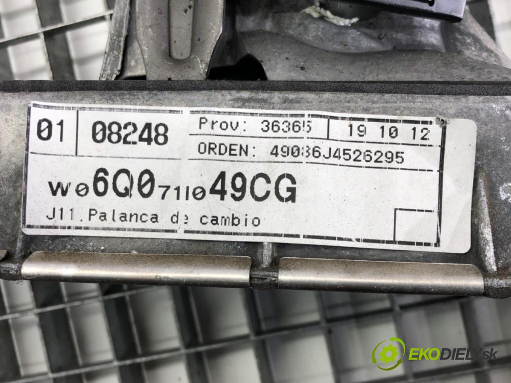 SEAT IBIZA IV (6J5, 6P1) 2008 - 2017    1.4 63 kW [85 KM] benzyna 2008 - 2015  Kulisa 6Q0711049CG (Rýchlostné páky / kulisy)