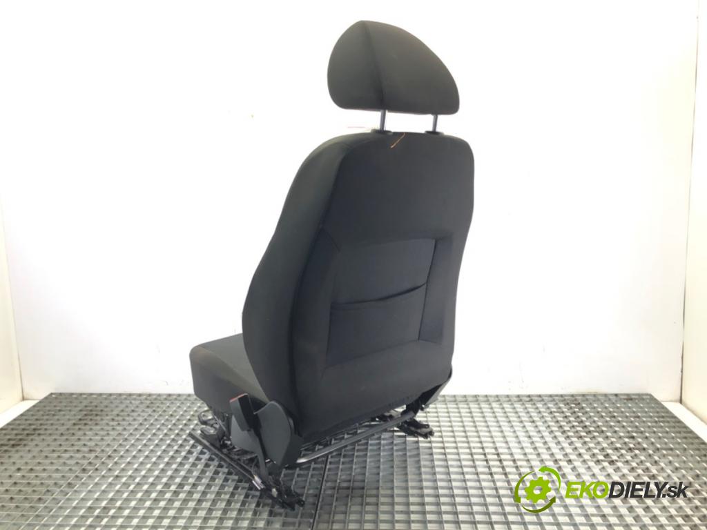 SEAT IBIZA IV (6J5, 6P1) 2008 - 2017    1.4 63 kW [85 KM] benzyna 2008 - 2015  Sedadlo pravy predný
