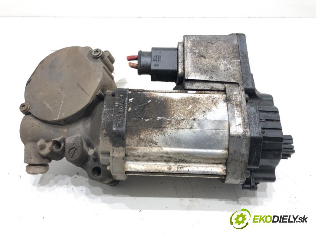 VW JETTA III (1K2) 2004 - 2013    2.0 FSI 110 kW [150 KM] benzyna 2005 - 2010  Motor servočerpadlo 1K1909144J