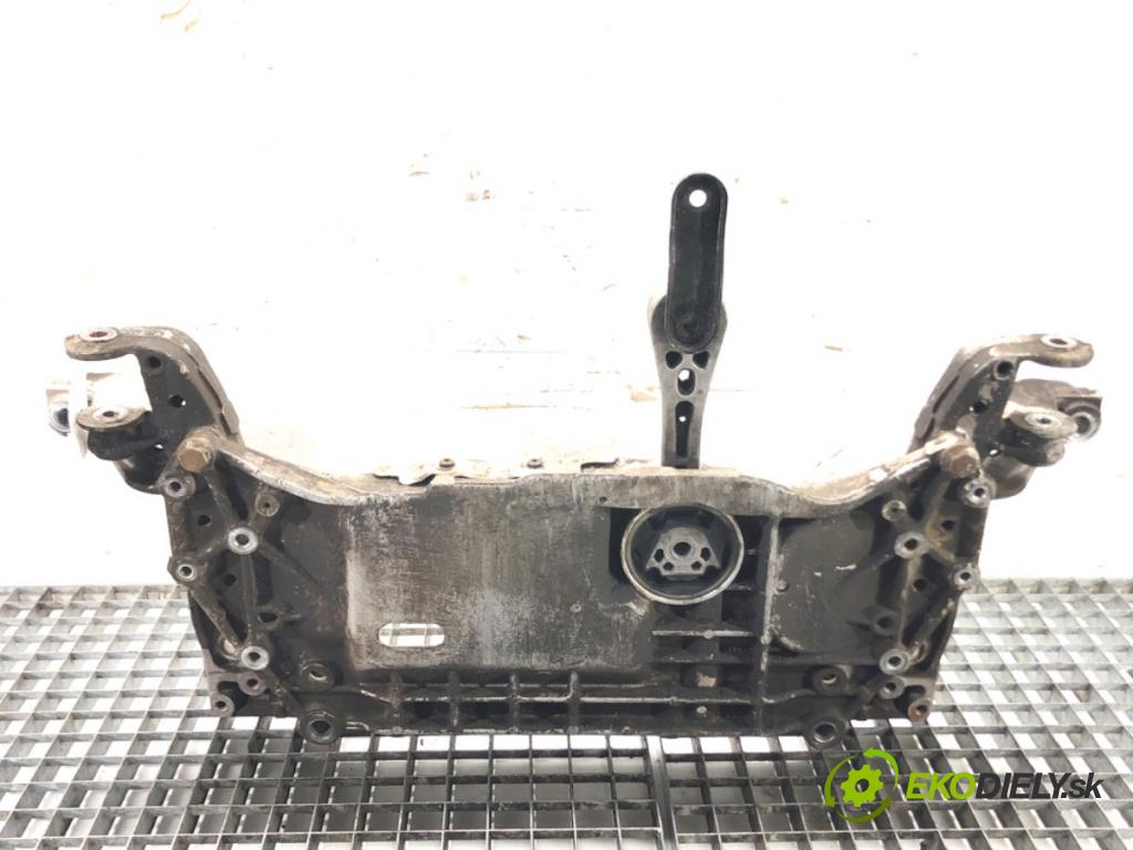 VW JETTA III (1K2) 2004 - 2013    2.0 FSI 110 kW [150 KM] benzyna 2005 - 2010  výztuha pod motor 1K0199369G (Výztuhy přední)