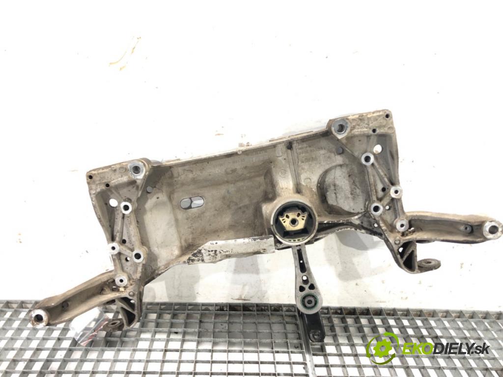 VW JETTA III (1K2) 2004 - 2013    2.0 FSI 110 kW [150 KM] benzyna 2005 - 2010  výztuha pod motor 1K0199369G (Výztuhy přední)