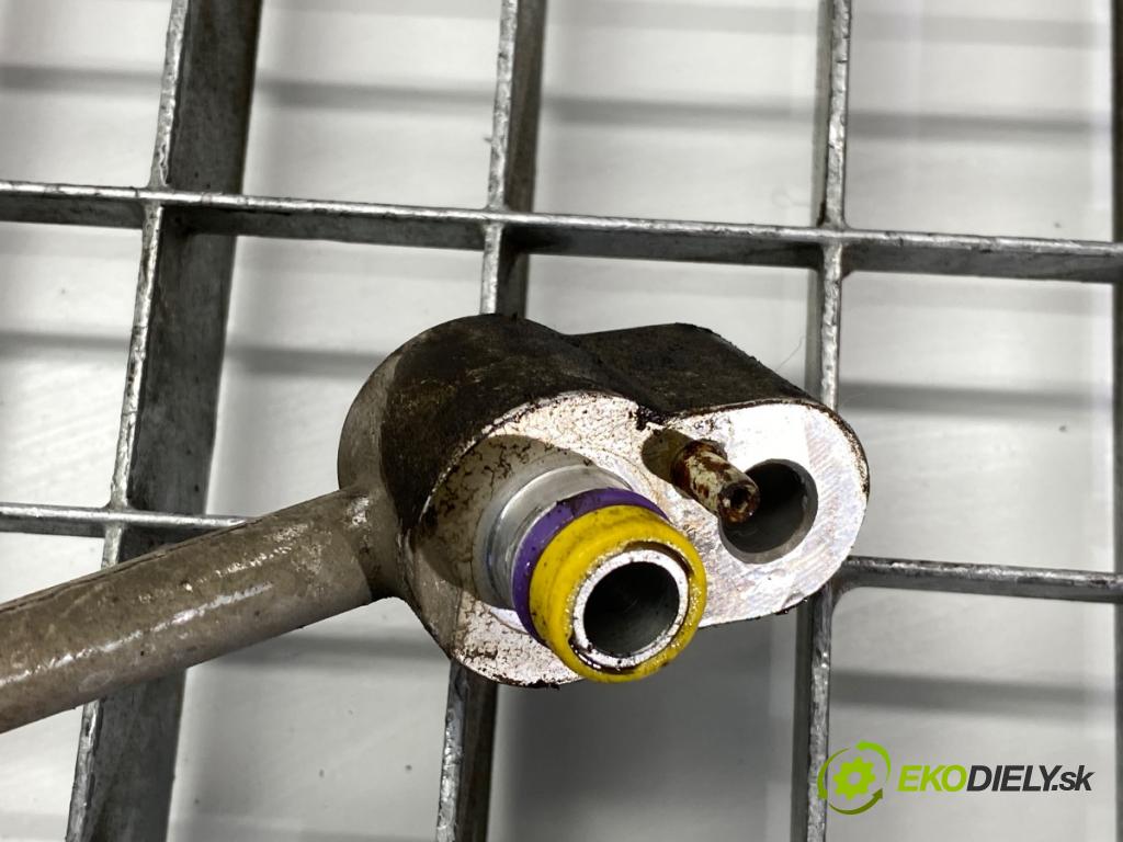 VW JETTA III (1K2) 2004 - 2013    2.0 FSI 110 kW [150 KM] benzyna 2005 - 2010  rúrka klimatizácie  (Rúrky klimatizácie)