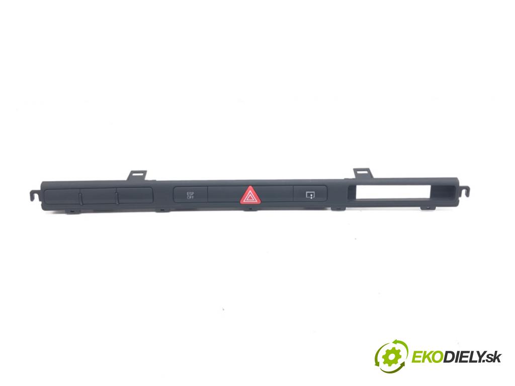 AUDI A8 D3 (4E2, 4E8) 2002 - 2010    4.2 TDI quattro 240 kW [326 KM] olej napędowy 2005 - 2010  Spínač svetiel výstražných (núdzových) 4E1927137 (Prepínače, spínače, tlačidlá a ovládače kúrenia)