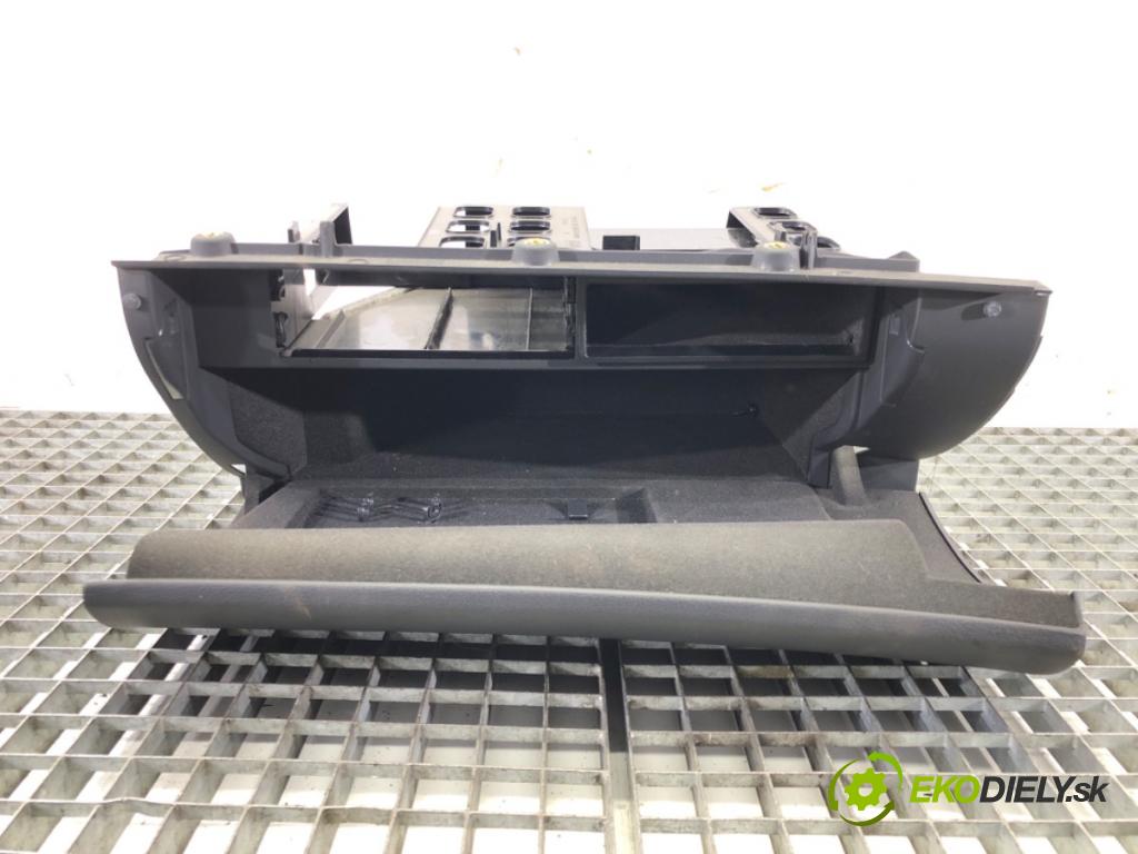 AUDI A8 D3 (4E2, 4E8) 2002 - 2010    4.2 TDI quattro 240 kW [326 KM] olej napędowy 2005 - 2010  Priehradka, kastlík spolujazdca 4E1857096 (Priehradky, kastlíky)