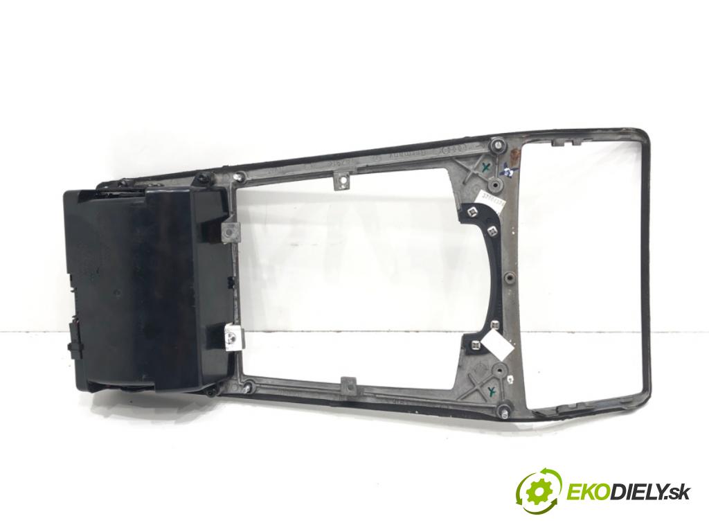 AUDI A8 D3 (4E2, 4E8) 2002 - 2010    4.2 TDI quattro 240 kW [326 KM] olej napędowy 2005 - 2010  lišty kryt 4E1857186H (Lišty)