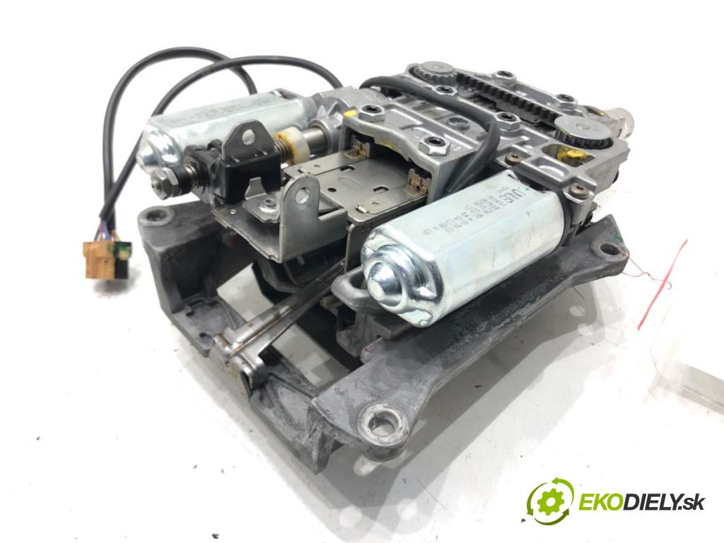 AUDI A8 D3 (4E2, 4E8) 2002 - 2010    4.2 TDI quattro 240 kW [326 KM] olej napędowy 2005 - 2010  Hriadeľ, tyč volantu 4E0419512G (Tyče riadenia (volantu))