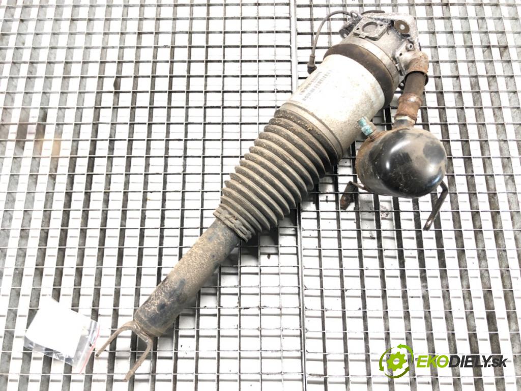 AUDI A8 D3 (4E2, 4E8) 2002 - 2010    4.2 TDI quattro 240 kW [326 KM] olej napędowy 2005 - 2010  tlumič pravý zadní část 4E0616002N