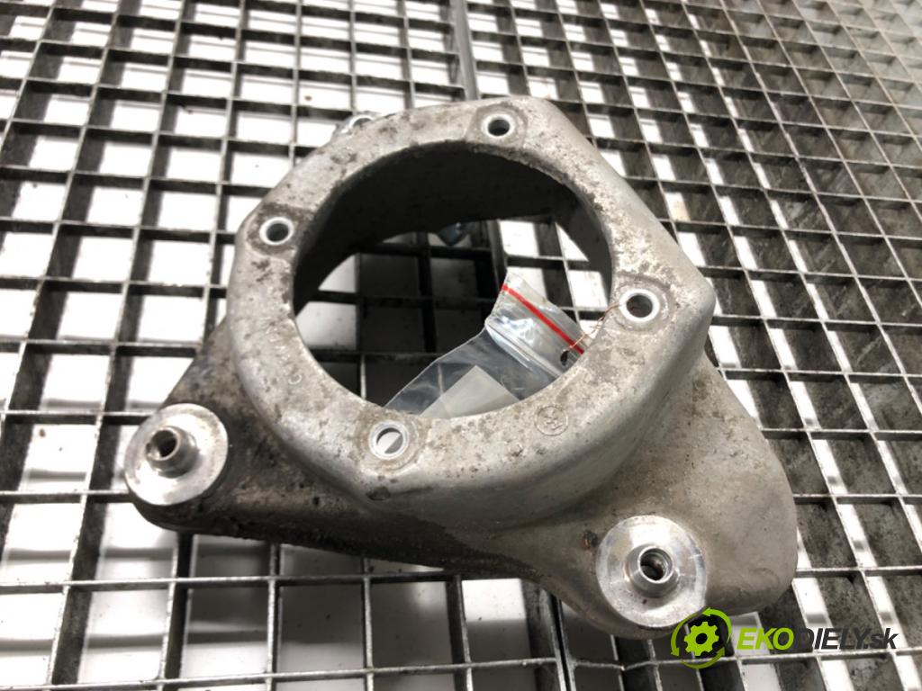 AUDI A8 D3 (4E2, 4E8) 2002 - 2010    4.2 TDI quattro 240 kW [326 KM] olej napędowy 2005 - 2010  Uchytenie Držiak tlmiča predný ľave 4E0412383F