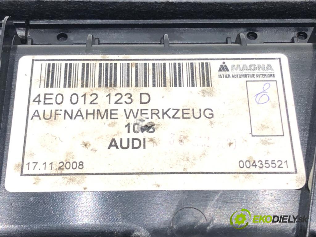 AUDI A8 D3 (4E2, 4E8) 2002 - 2010    4.2 TDI quattro 240 kW [326 KM] olej napędowy 2005 - 2010  Priehradka, kastlík Skrinka na NÁSTROJE: dverí 4E0012123D