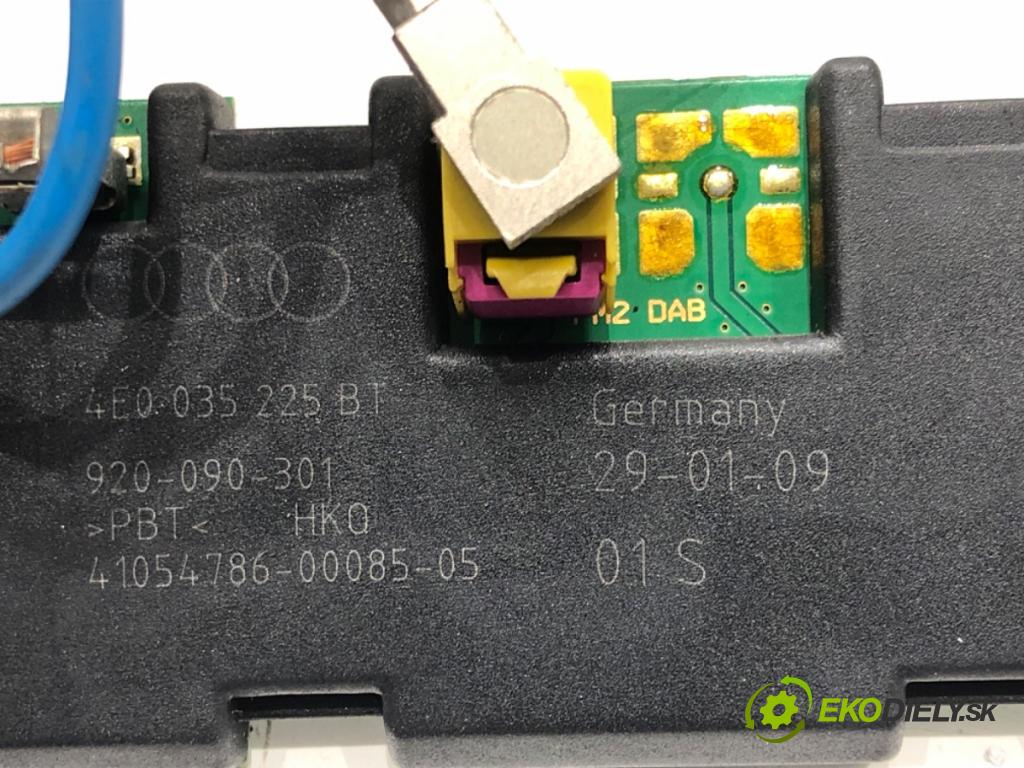 AUDI A8 D3 (4E2, 4E8) 2002 - 2010    4.2 TDI quattro 240 kW [326 KM] olej napędowy 2005 - 2010  Zosilňovač Antenní: 4E0035225BT (Zosilňovače)