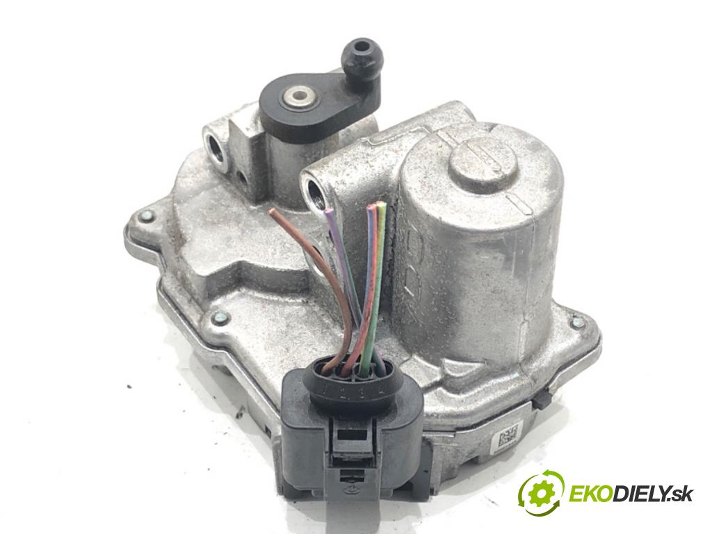 AUDI A8 D3 (4E2, 4E8) 2002 - 2010    4.2 TDI quattro 240 kW [326 KM] olej napędowy 2005 - 2010  Nastavovač zvod, potrubie 059129086M (Ostatné)