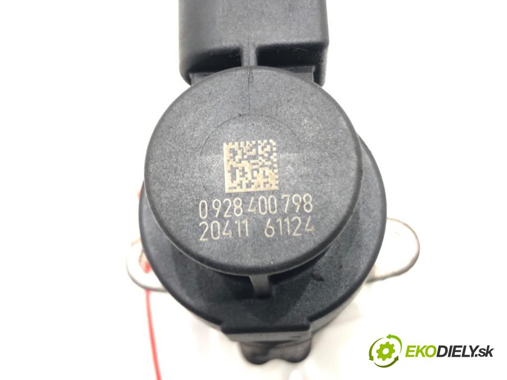 BMW 5 Touring (F11) 2009 - 2017    520 d 135 kW [184 KM] olej napędowy 2010 - 2014  Regulátor tlaku paliva 0928400798 (Ostatné)