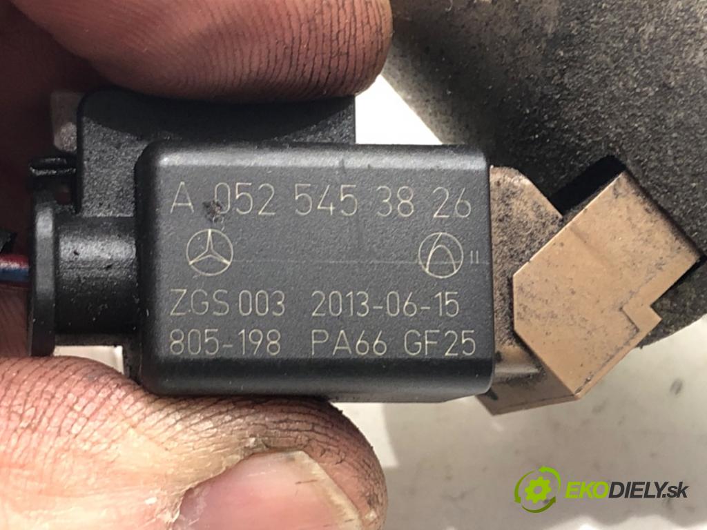 MERCEDES-BENZ KLASA C (W204) 2007 - 2015    C 220 CDI (204.002) 125 kW [170 KM] olej napędowy 2008 - 2014  Regulátor tlaku paliva 28233374 (Ostatné)