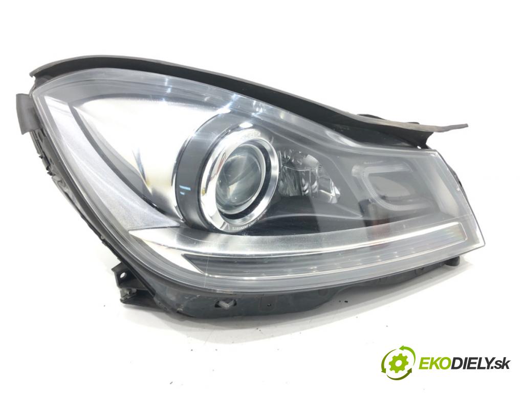 MERCEDES-BENZ KLASA C (W204) 2007 - 2015    C 220 CDI (204.002) 125 kW [170 KM] olej napędowy 2008 - 2014  Svetlomet pravy predný XENON LIFT A2048203639