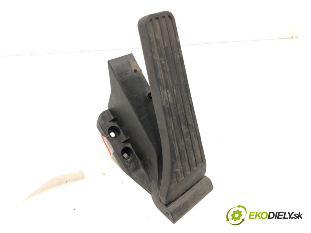 MERCEDES-BENZ KLASA C (W204) 2007 - 2015    C 220 CDI (204.002) 125 kW [170 KM] olej napędowy 2008 - 2014  Potenciometer plynu A2043000004 (Pedále)