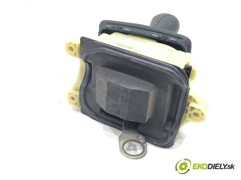 MERCEDES-BENZ KLASA C (W204) 2007 - 2015    C 220 CDI (204.002) 125 kW [170 KM] olej napędowy 2008 - 2014  Kulisa A2042677524 (Rýchlostné páky / kulisy)