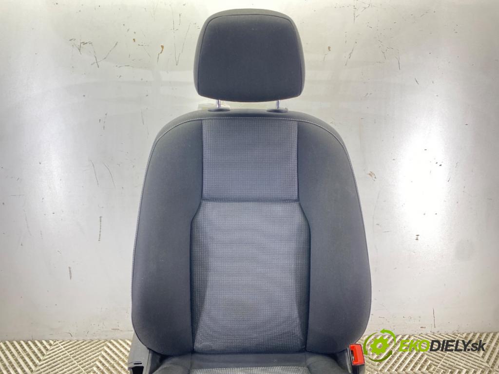MERCEDES-BENZ KLASA C (W204) 2007 - 2015    C 220 CDI (204.002) 125 kW [170 KM] olej napędowy 2008 - 2014  Sedadlo pravy predný