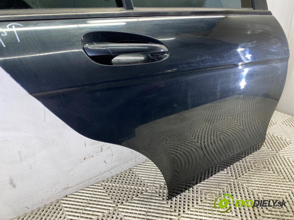 MERCEDES-BENZ W204 sedan 2013 125 kW C 220 CDI (204.002) 2143 Dvere pravy zad