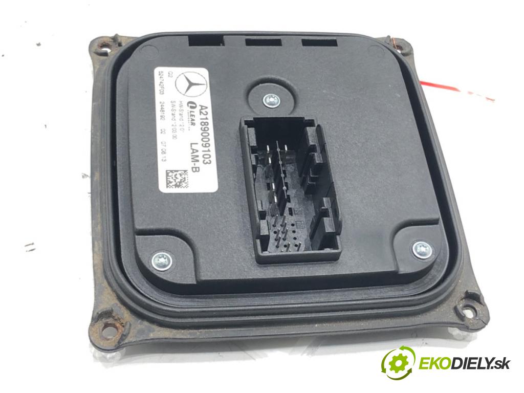 MERCEDES-BENZ KLASA C (W204) 2007 - 2015    C 220 CDI (204.002) 125 kW [170 KM] olej napędowy 2008 - 2014  Menič XENON A2189009103 (Riadiace jednotky xenónu)