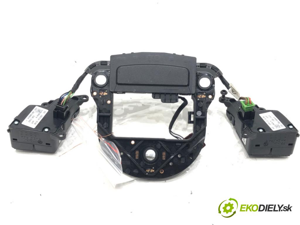 MERCEDES-BENZ W204 sedan 2013 125 kW C 220 CDI (204.002) 2143 SPÍNAČE: volantu A1664640417