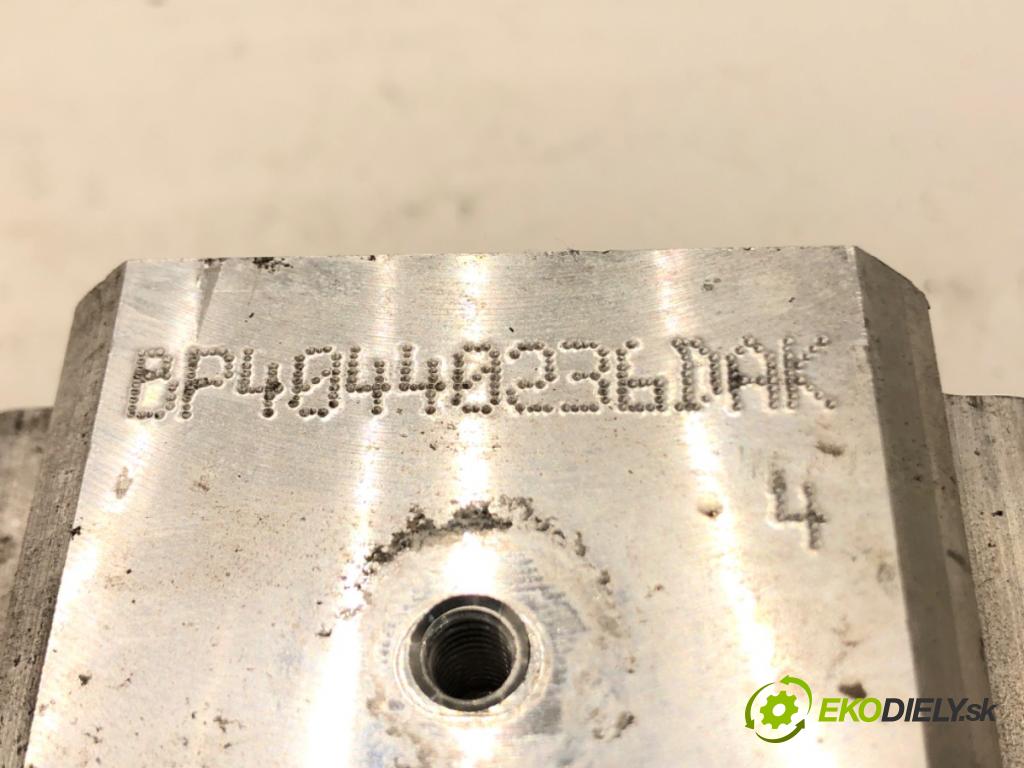 OPEL VECTRA C Kombi (Z02) 2003 - 2009    1.9 CDTI (F35) 88 kW [120 KM] olej napędowy 2004 - 2009  Pumpa ABS 13136694 (Pumpy ABS)