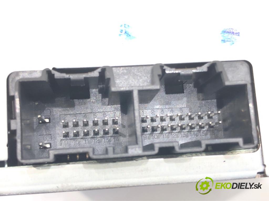 CHEVROLET EPICA (KL1_) 2004 - 2011    2.5 115 kW [156 KM] benzyna 2006 - 2011  RADIO 96628287 (Audio zariadenia)