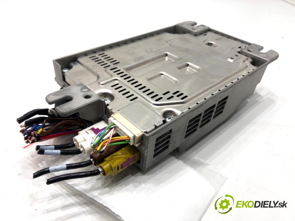 BMW 5 (G30, F90) 2016 - 2022    540 i Mild-Hybrid xDrive 245 kW [333 KM] Hybryda silnik benzynowy / elektryczny 2020 - 2022  Zosilňovač R35A3CF7401 (Zosilňovače)