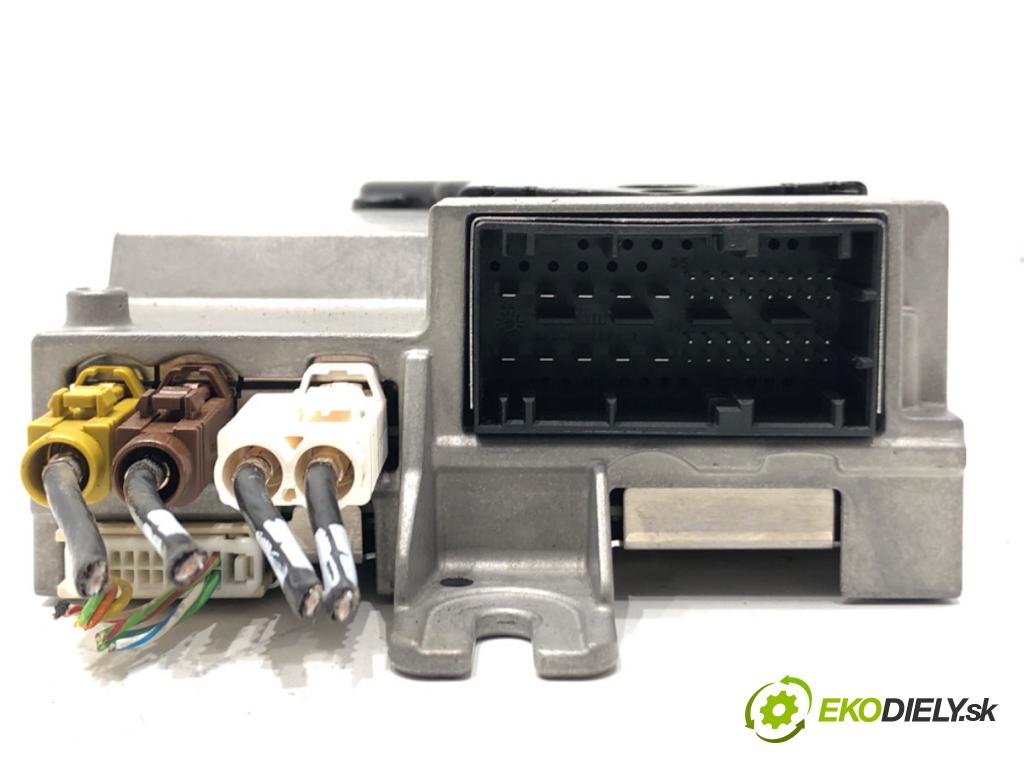 BMW 5 (G30, F90) 2016 - 2022    540 i Mild-Hybrid xDrive 245 kW [333 KM] Hybryda silnik benzynowy / elektryczny 2020 - 2022  Zosilňovač R35A3CF7401 (Zosilňovače)