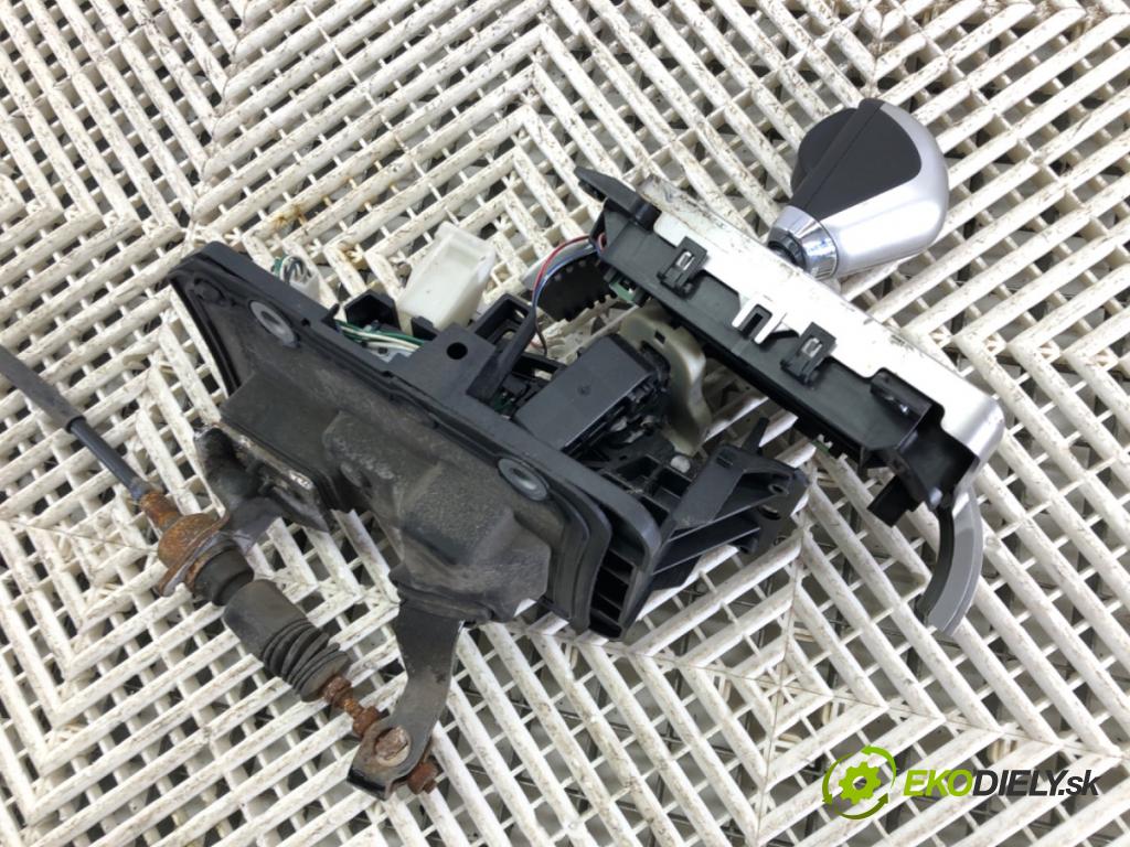 SUBARU OUTBACK (BR) 2009 - 2022    3.6 R AWD (BRF) 191 kW [260 KM] benzyna 2009 - 2022  Kulisa 76E484 (Rýchlostné páky / kulisy)