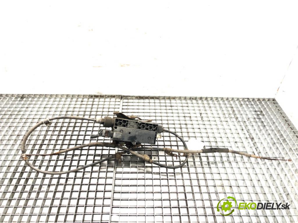 SUBARU OUTBACK (BR) 2009 - 2022    3.6 R AWD (BRF) 191 kW [260 KM] benzyna 2009 - 2022  BRZDA: ručný elektrický 26002AJ010 (Ručné brzdy)