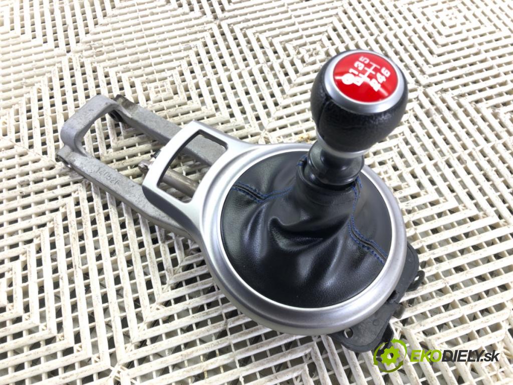 SUBARU BRZ 2012 - 2022    2.0 (ZC6) 147 kW [200 KM] benzyna 2012 - 2022  Kulisa  (Rýchlostné páky / kulisy)