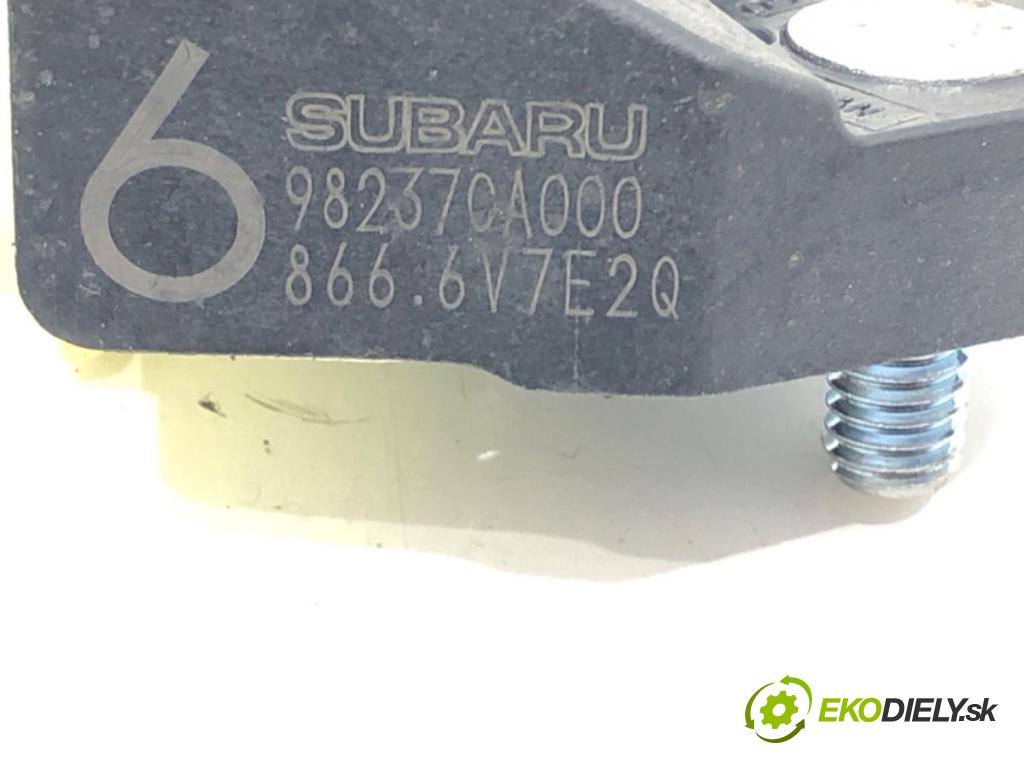 SUBARU BRZ 2012 - 2022    2.0 (ZC6) 147 kW [200 KM] benzyna 2012 - 2022  Snímač nárazu 98237CA000 (Snímače nárazu)